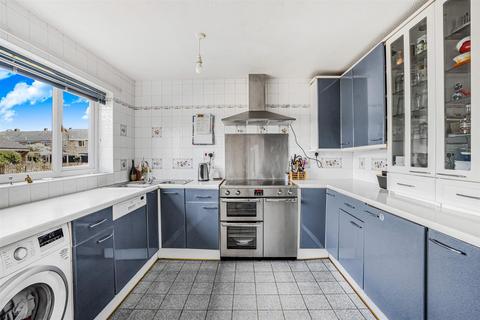 3 bedroom semi-detached house for sale, Hawthorn Way, Silsoe