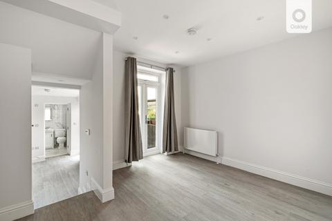 1 bedroom flat to rent, Queens Park Road, Brighton BN2