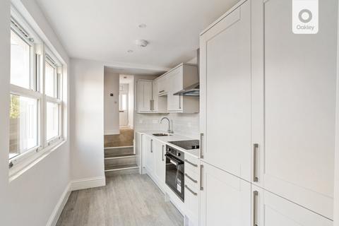 1 bedroom flat to rent, Queens Park Road, Brighton BN2