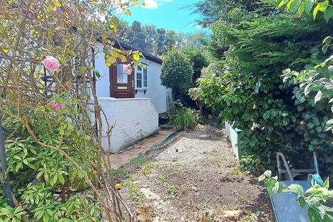 undefined, Knightcrest Park Everton Lymington SO41 0BA
