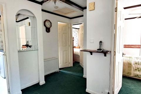 undefined, Knightcrest Park Everton Lymington SO41 0BA