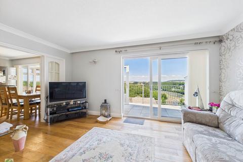 19 Penarth, Looe, PL13 2QW