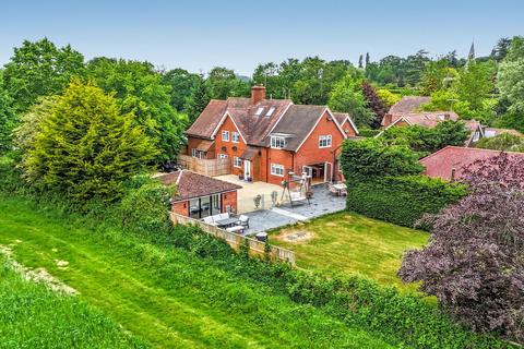 4 bedroom country house for sale, The Briars, Sherfield-on-Loddon