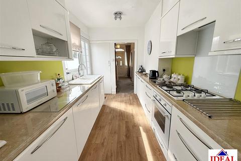 3 bedroom semi-detached house for sale, Hampole Balk Lane, Skellow, Doncaster