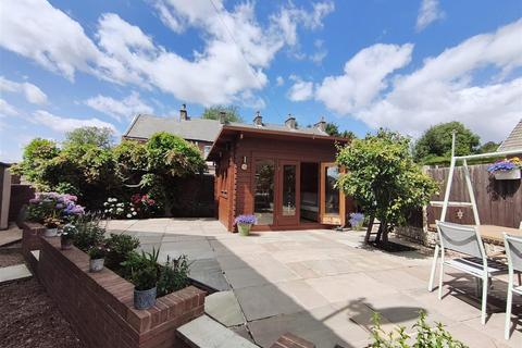 3 bedroom detached bungalow for sale, Kingsway, Mapplewell, Barnsley