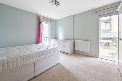 2 bedroom flat for sale, Shearwater Drive, Hendon, London, NW9
