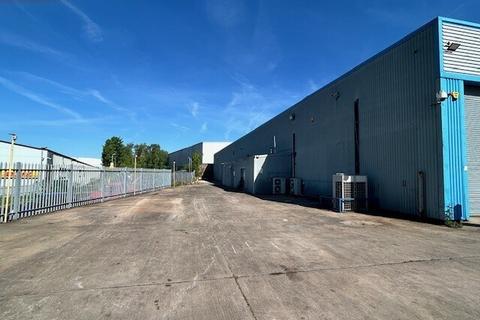 Distribution warehouse to rent, 1 First Ave Sutton Coldfield B76 1BA