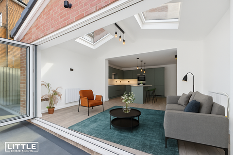 3 bedroom detached house for sale, Hawthorn Road, Sutton Leach, WA9