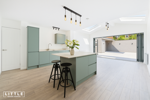 3 bedroom detached house for sale, Hawthorn Road, Sutton Leach, WA9