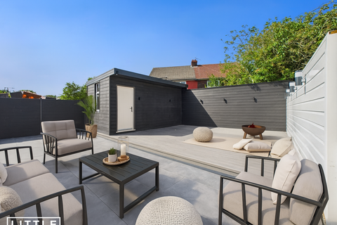 3 bedroom detached house for sale, Hawthorn Road, Sutton Leach, WA9