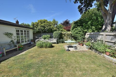 undefined, West Lane, Everton, Lymington, Hampshire. SO41 0JQ