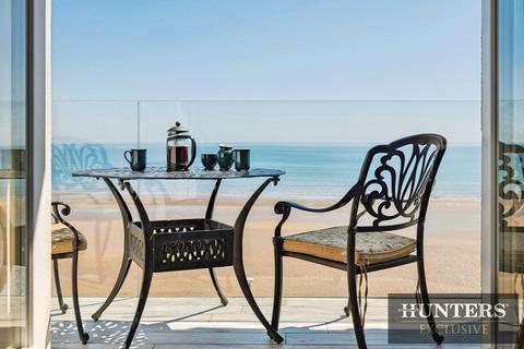undefined, The Beach, Filey