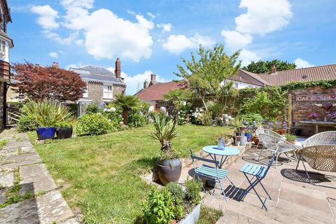 undefined, Upper Strand Street, Sandwich, Kent