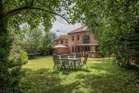 4 bedroom barn conversion for sale, Coltishall
