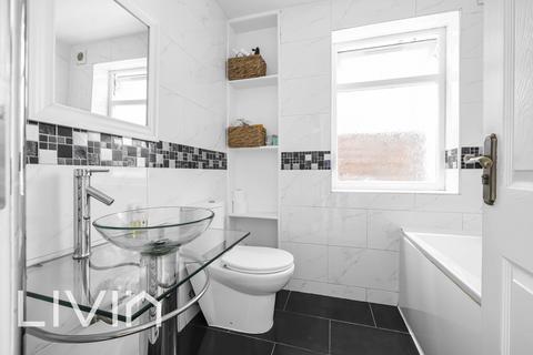Flat 1, 45 Buxton Road, Thornton Heath, CR7 7HJ