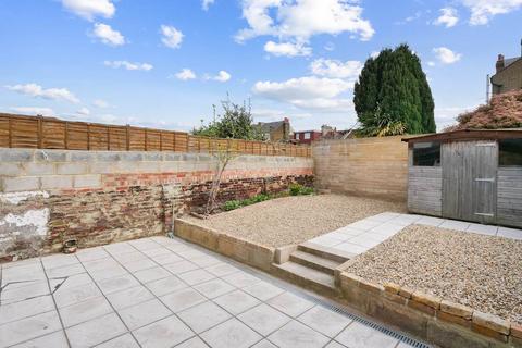 15 Denmark Road, London, SE25 5QU