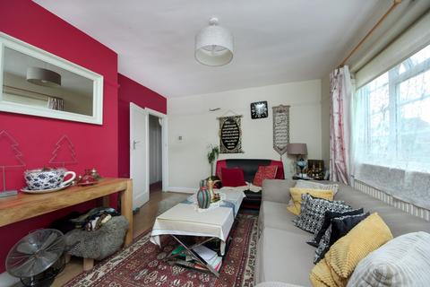 3 bedroom apartment for sale, Churchview Road, Twickenham, TW2