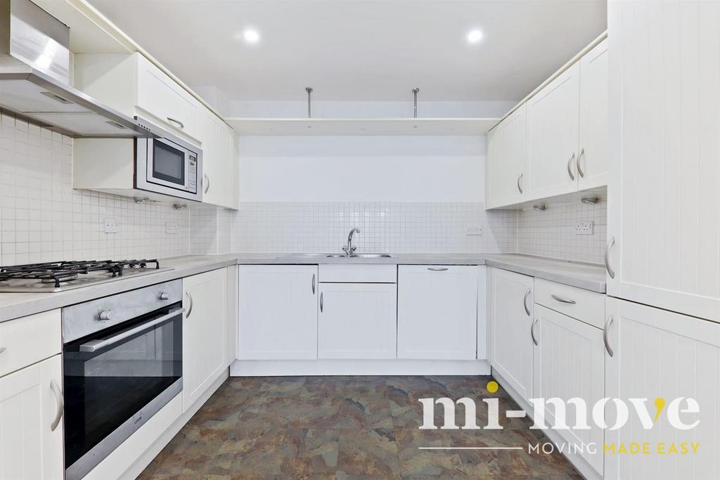 01-bf8c JHMIM - Flat 4, California Close - 3 (1)-me
