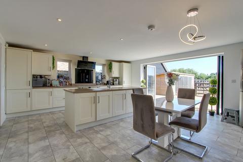 4 bedroom detached house for sale, Walton Road, Marshland St. James, PE14
