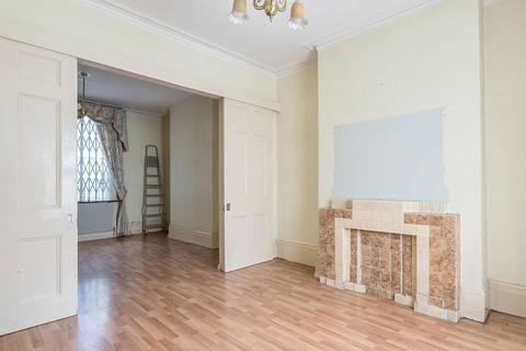 4 bedroom terraced house for sale, Lorrimore Road, Kennington, London, SE17