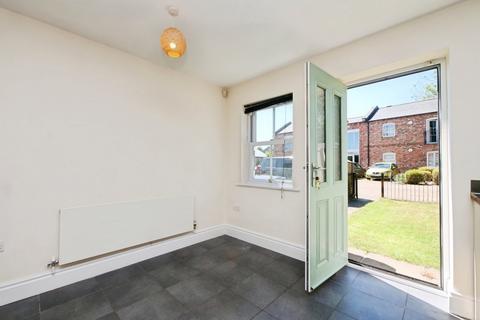 3 bedroom end of terrace house for sale, North Moor Road, York YO32
