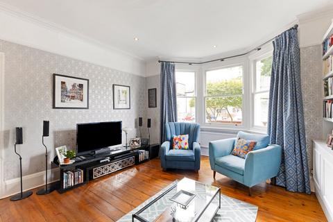 4 bedroom semi-detached house for sale, Niagara Avenue, Northfields, Ealing, W5