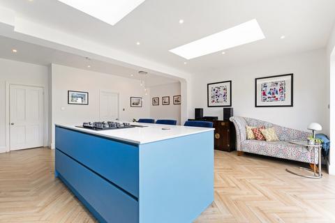 4 bedroom semi-detached house for sale, Niagara Avenue, Northfields, Ealing, W5