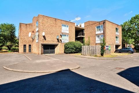 undefined, Staines Upon Thames,  Middlesex,  TW19