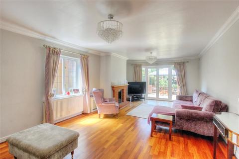 undefined, Welley Road, Staines-upon-Thames TW19