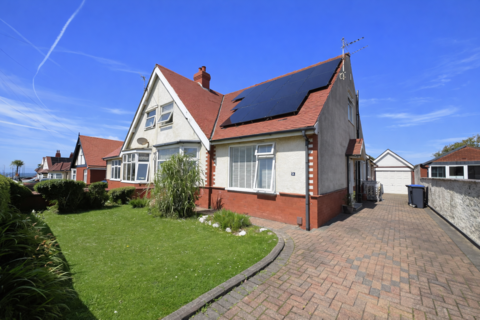 Sandhurst Avenue, Bispham FY2