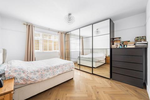 2 bedroom flat for sale, Cowper Road, Acton