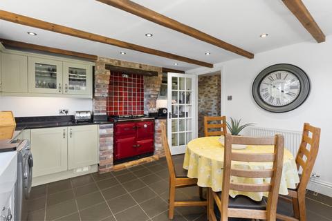 5 bedroom detached house for sale, Palehouse Common, Framfield, Uckfield, East Sussex, TN22