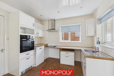 2 bedroom bungalow for sale, Clifton Rise, Abergele LL22