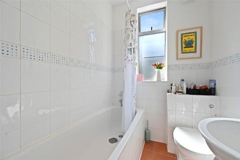 93 Oaklands Grove, London, W12 0JE