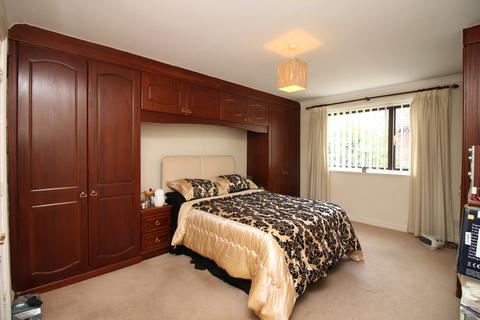 2 bedroom bungalow for sale, The Chase,  Thornton-Cleveleys, FY5
