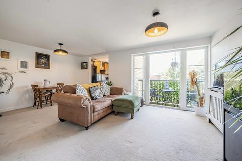 166 Alnesbourn Crescent, Ipswich, IP3 9GD