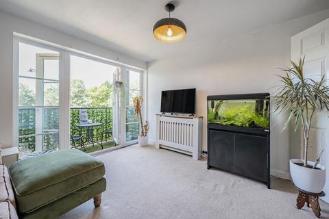 166 Alnesbourn Crescent, Ipswich, IP3 9GD