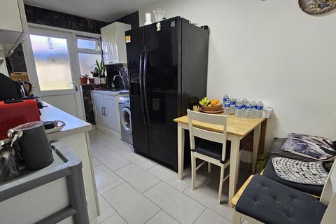 undefined, Third Avenue, Wembley HA9