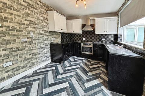 3 bedroom terraced house for sale, Larch Hill Crescent, Bradford BD6