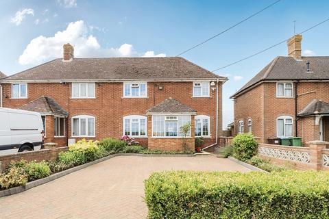 Lower Road, Aylesbury HP22