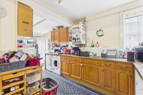 4 bedroom house for sale, Lincoln Road, Skegness