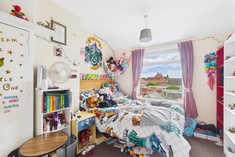 4 bedroom house for sale, Lincoln Road, Skegness