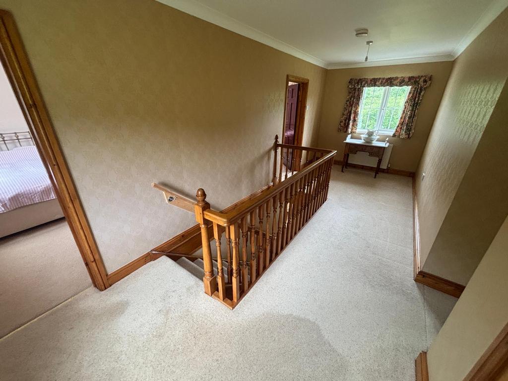 Galleried landing