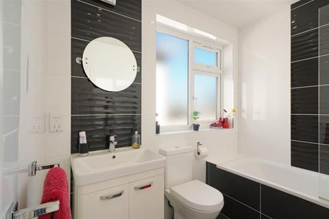 3 bedroom semi-detached house for sale, Bellamy Drive, Stanmore