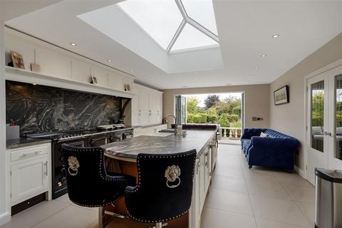 5 bedroom detached house for sale, Merrybent, Darlington