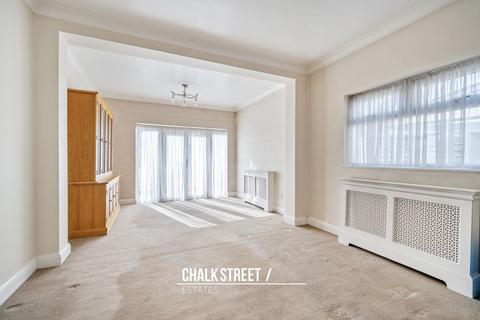 undefined, Elmhurst Drive, Hornchurch, RM11