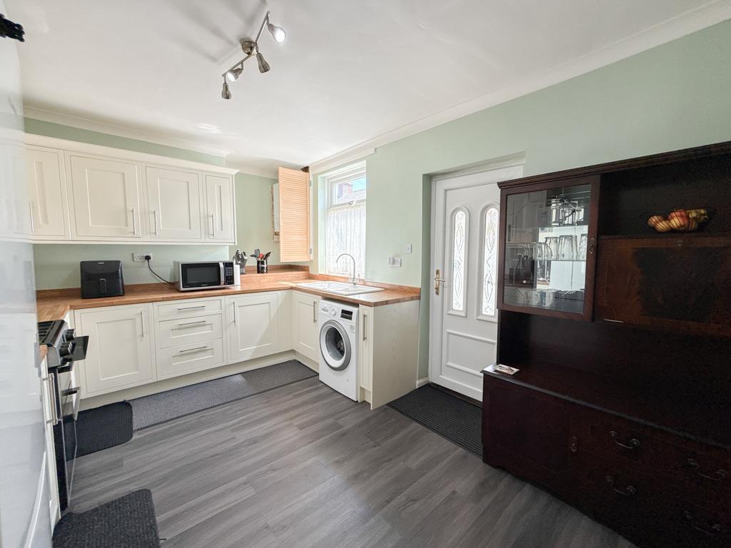 Dining Kitchen