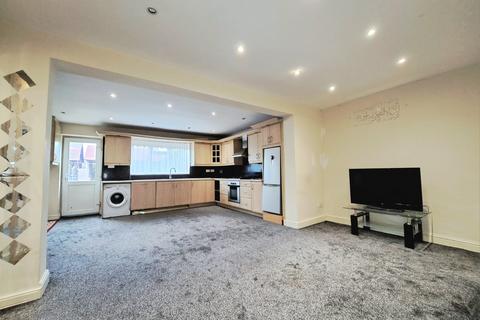 undefined, East Walk, Hayes UB3