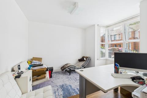 38 Alexandra Road, Basingstoke, RG21 7RQ