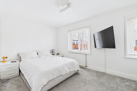 38 Alexandra Road, Basingstoke, RG21 7RQ